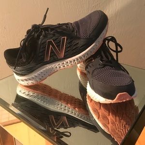 New Balance 420 women’s running shoes